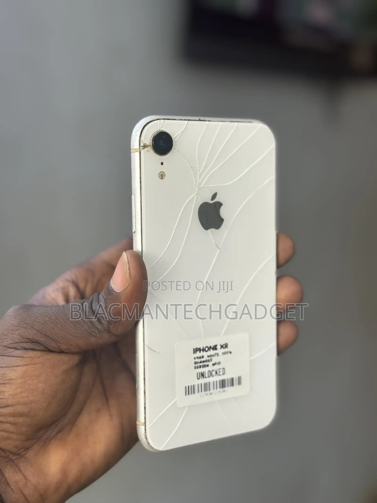 Apple iPhone XR 64 GB White