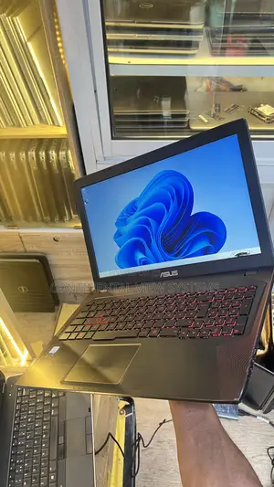 Laptop Asus ROG GL553VE 16GB Intel Core i5 SSD 512GB