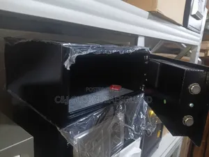 Display Digital Laptop Safe