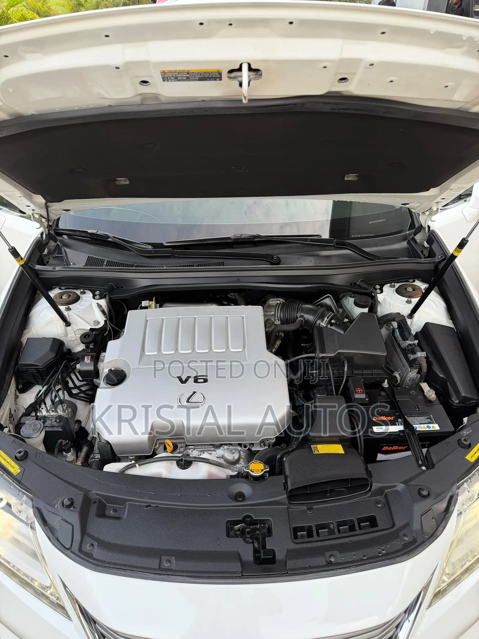 Lexus ES 350 FWD 2014 White