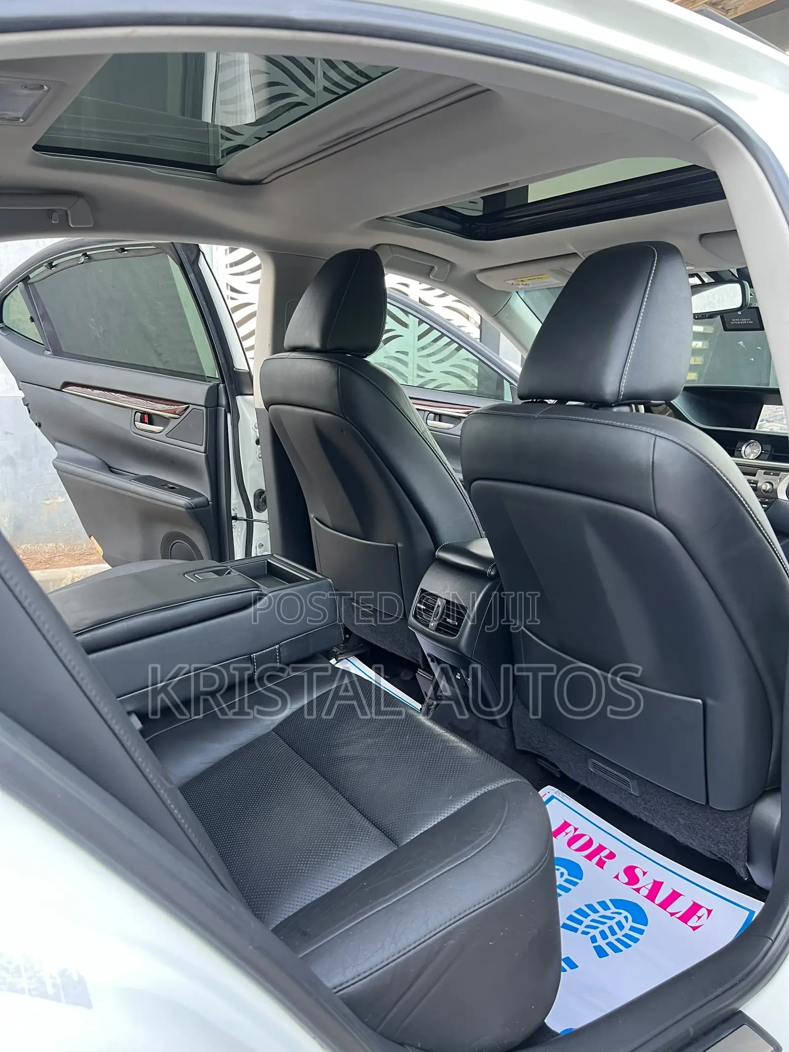Lexus ES 350 FWD 2014 White
