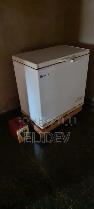 Dukers Deep Freezer