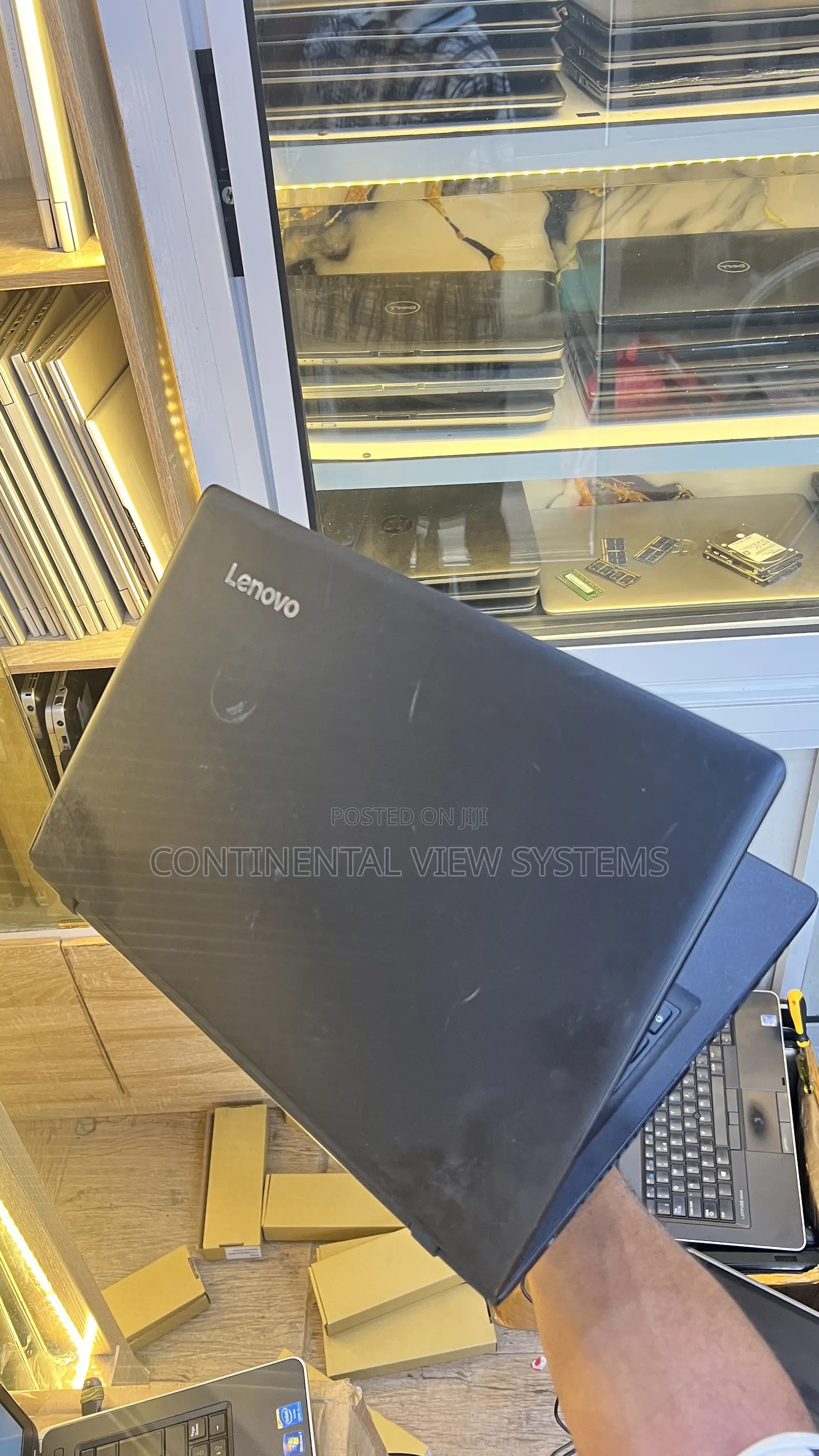Laptop Lenovo IdeaPad 110 8GB Intel Core i3 HDD 320GB