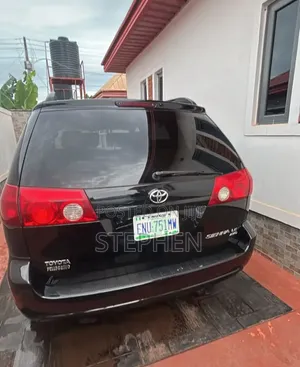 Toyota Sienna 2007 Black