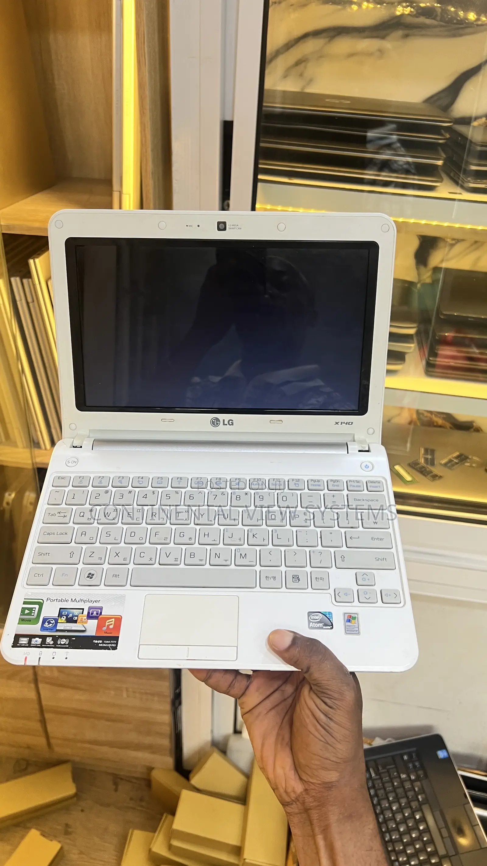Laptop LG 2GB Intel Atom HDD 160GB