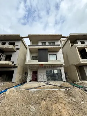 5bdrm Duplex in Banana Island for sale