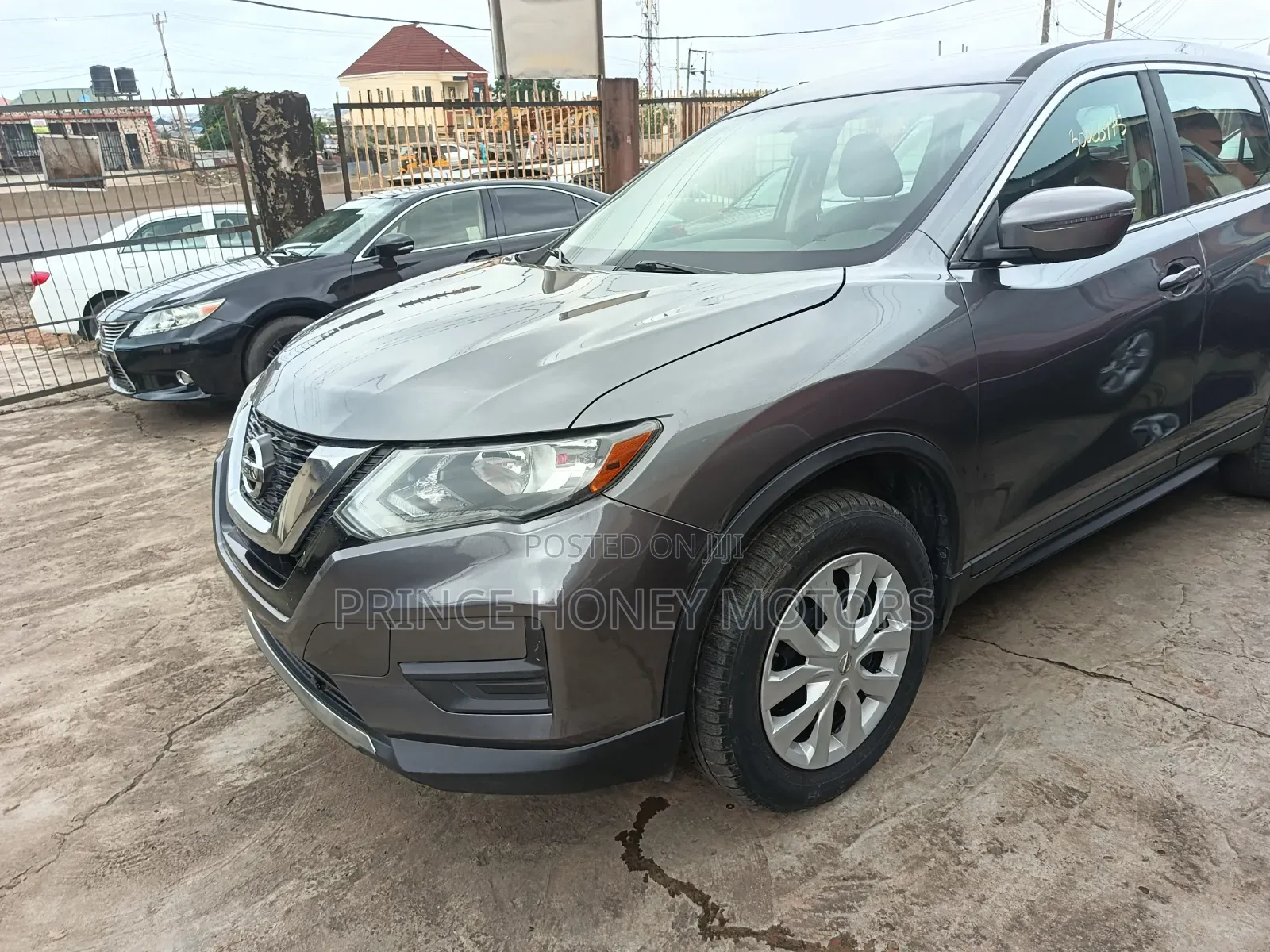 Nissan Rogue S AWD 2017 Gray