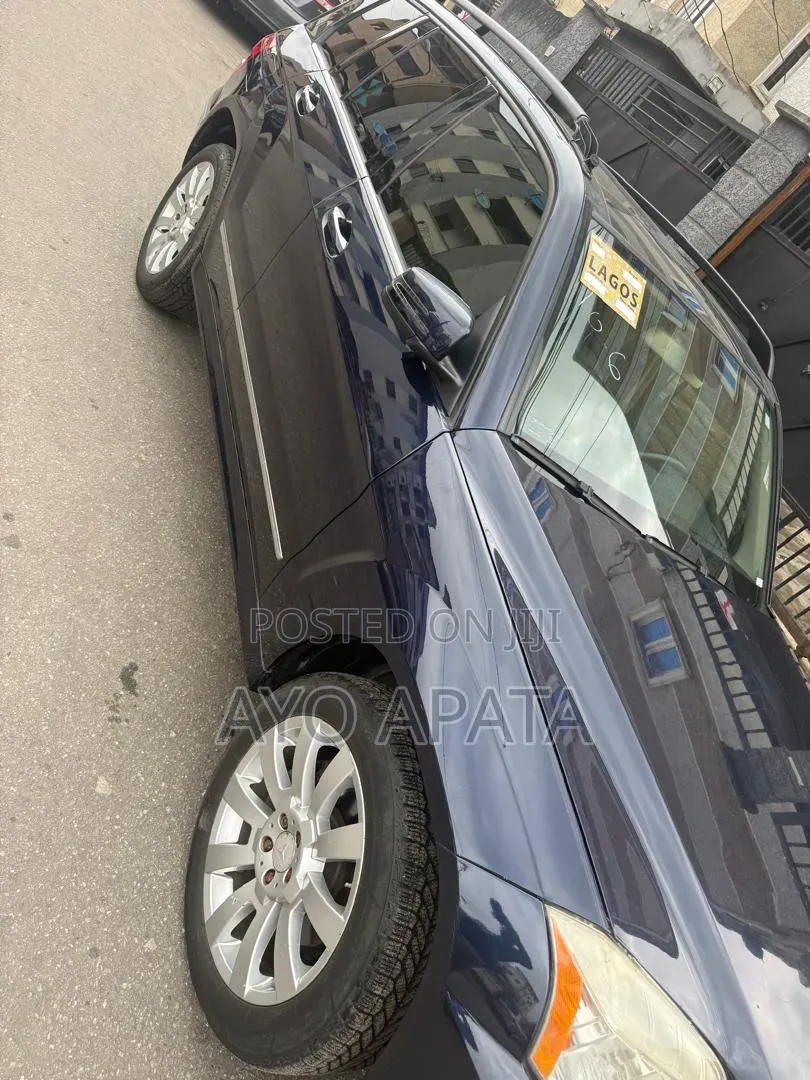 Mercedes-Benz GLK-Class 2012 Blue