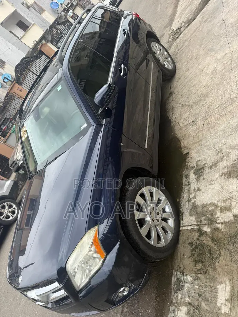 Mercedes-Benz GLK-Class 2012 Blue