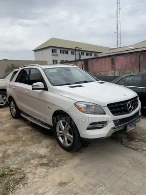 Mercedes-Benz M Class ML 350 4Matic 2012 White