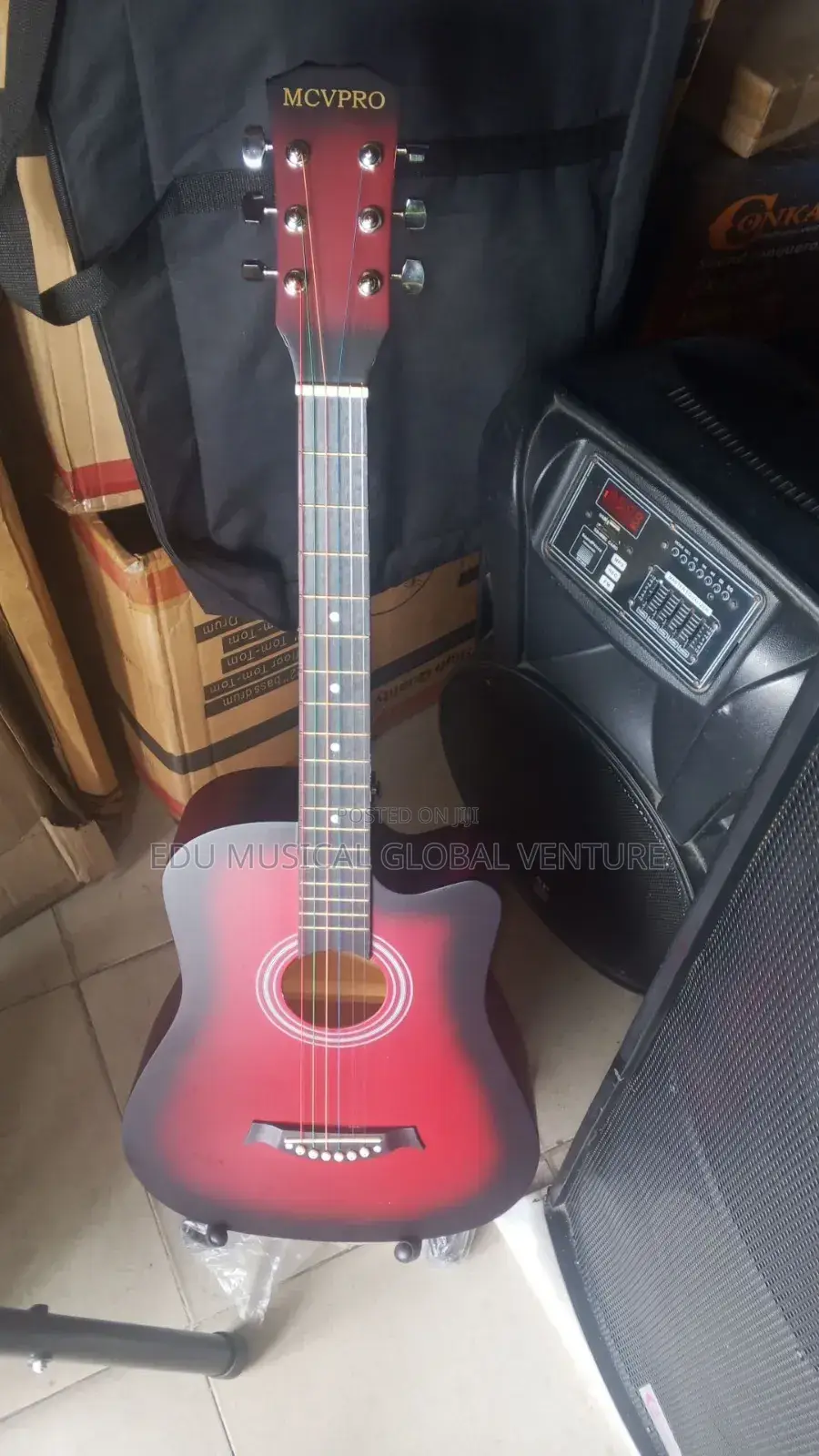 Acoustic/Box Guitar