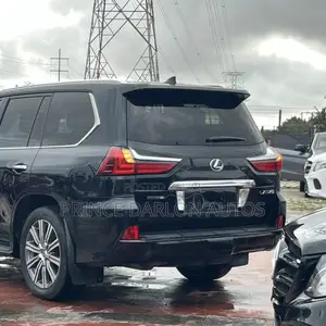 Lexus LX 570 AWD 2016 Black