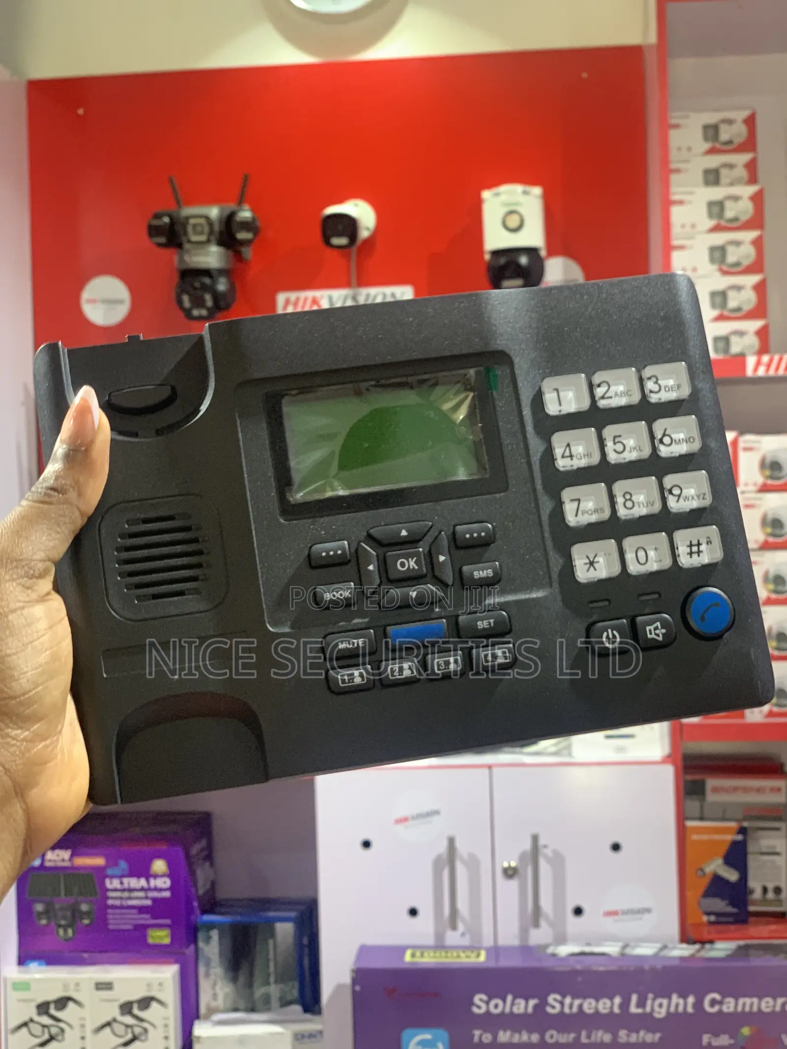 F501 GSM Telephone