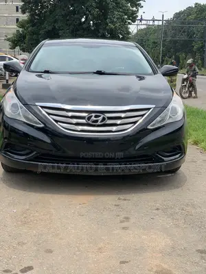 Hyundai Sonata Limited 2.0T Sedan (2.0L 4cyl 6A) 2013 Black