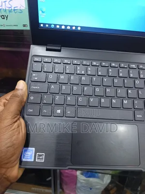 Laptop Lenovo 100e 4GB Intel SSD 60GB