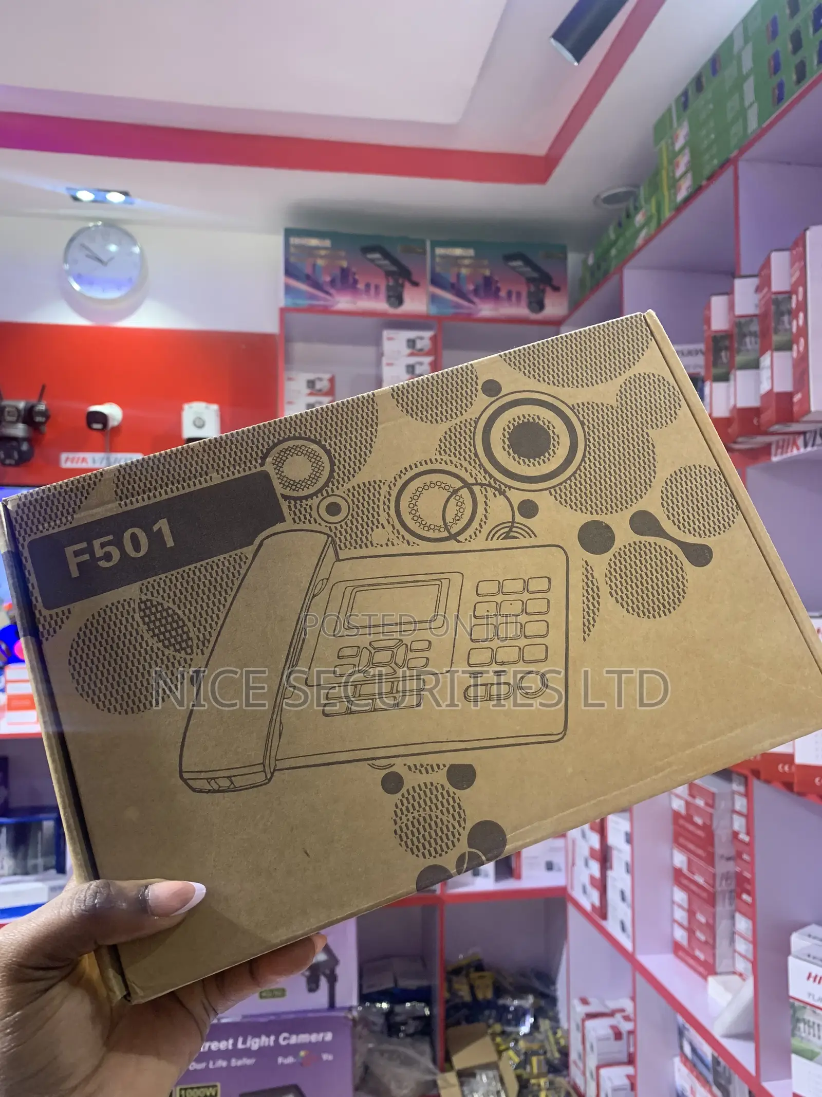 F501 GSM Telephone