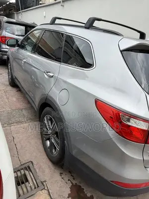 Hyundai Santa Fe 2016 Silver