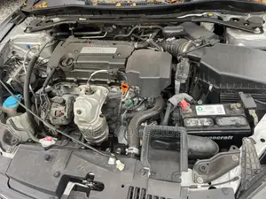 Honda Accord EX-L 4dr Sedan (2.4L 4cyl CVT) 2015 Silver