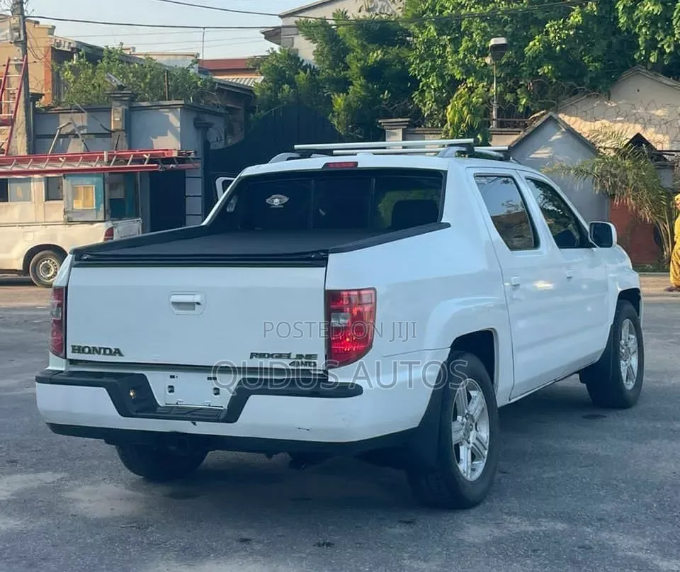 Honda Ridgeline 2011 White