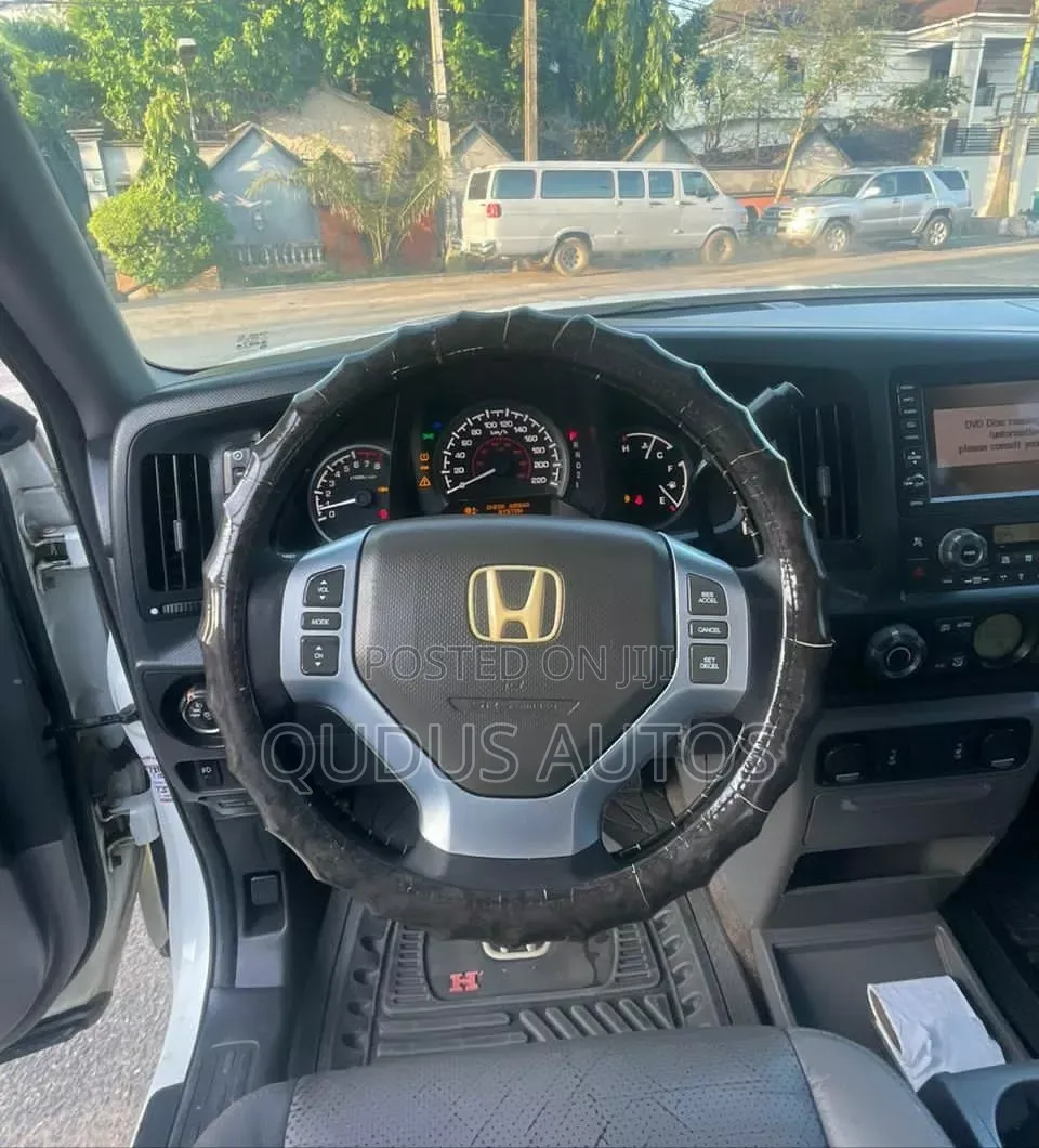 Honda Ridgeline 2011 White