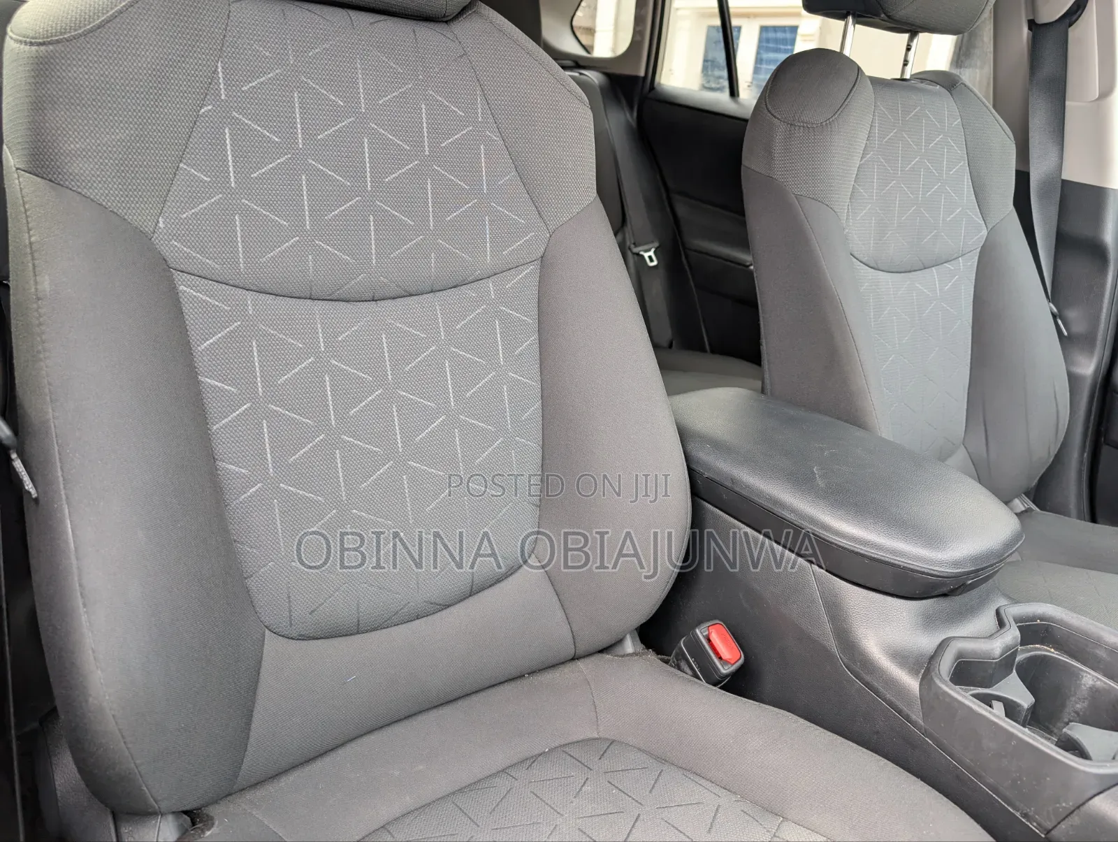 Toyota RAV4 LE 2022 Gray