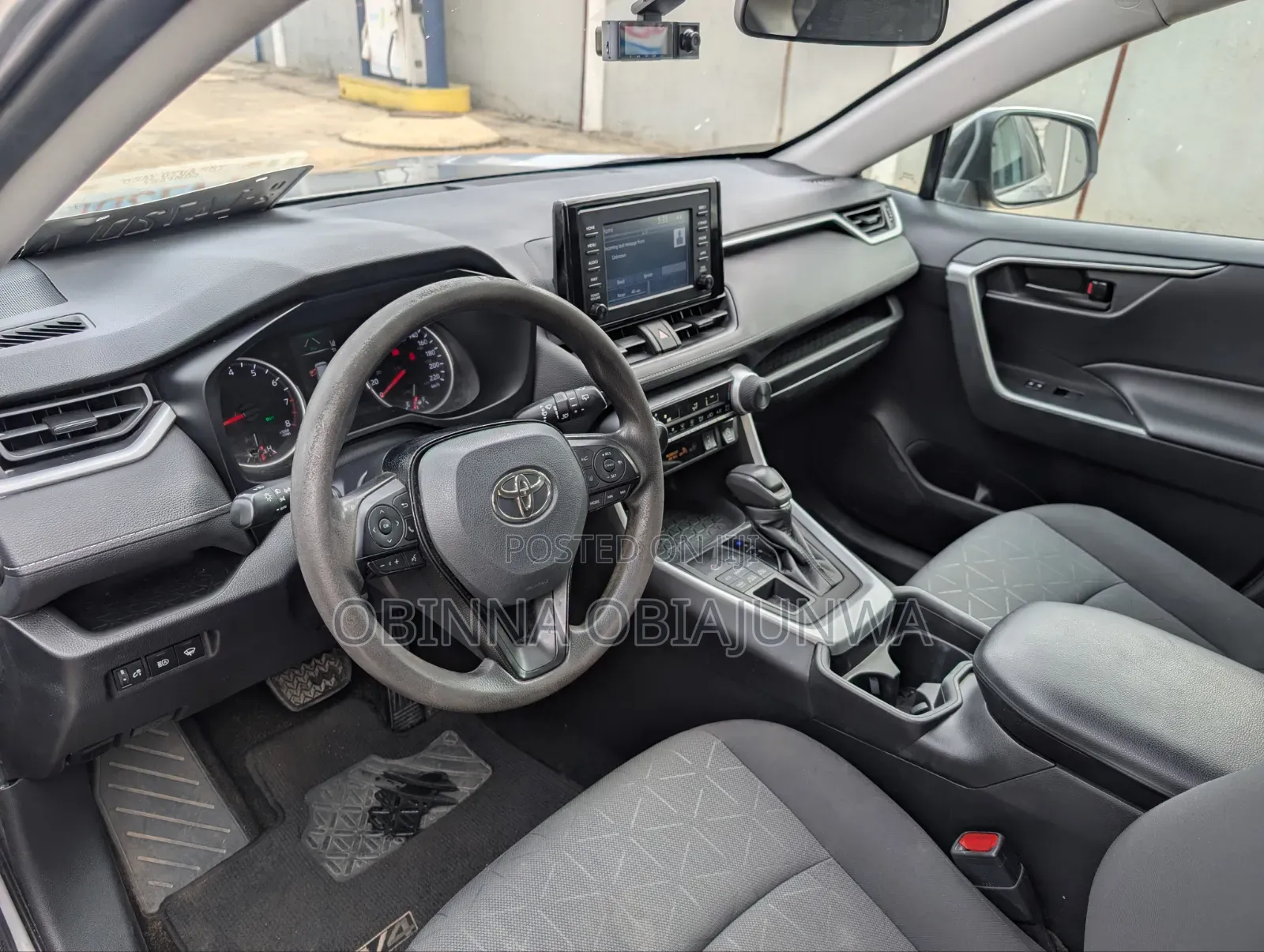 Toyota RAV4 LE 2022 Gray