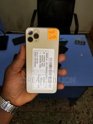 Apple iPhone 11 Pro Max 64 GB Gold