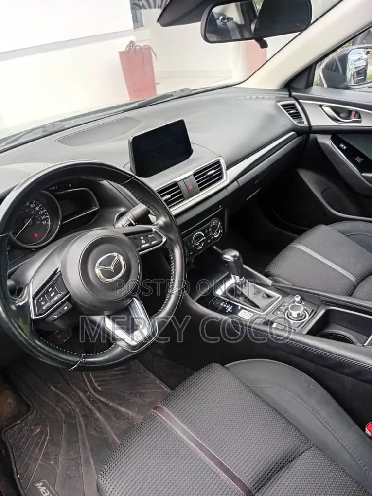 Mazda 3 2018 Gray