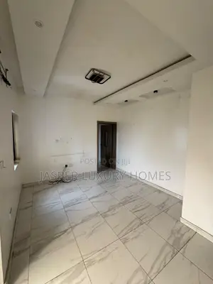 Mini Flat in Yaba for rent