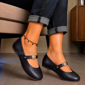 Female Luxury Flat Shoe