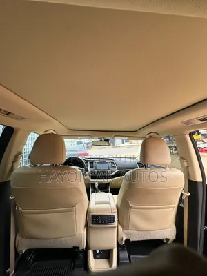 Toyota Highlander Limited Platinum 4dr SUV AWD (3.5L 6cyl 6A) 2015
