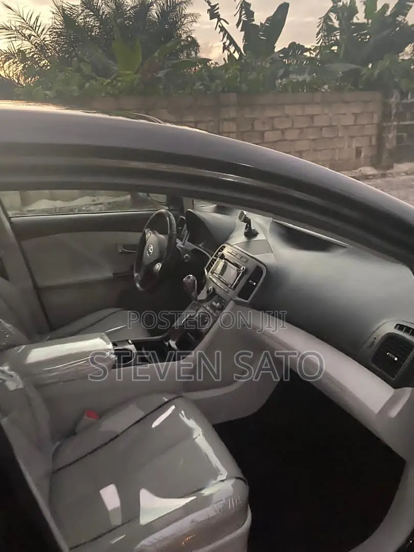 Toyota Venza 2011 Black