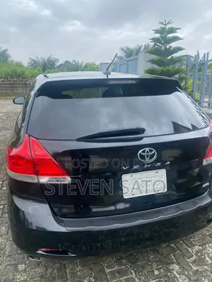 Toyota Venza 2011 Black