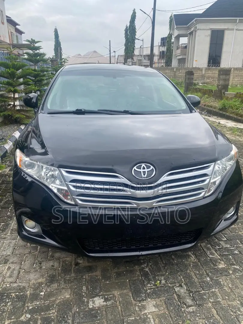 Toyota Venza 2011 Black