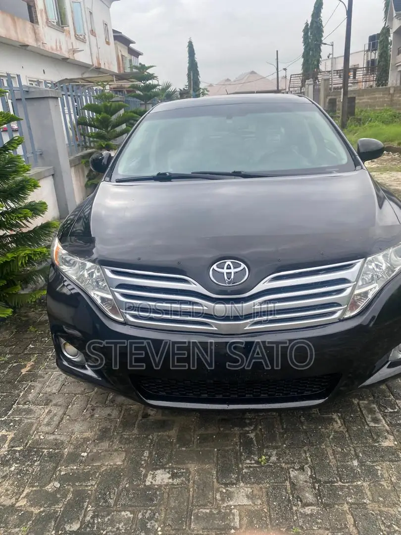 Toyota Venza 2011 Black