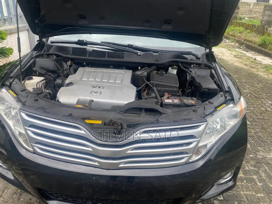 Toyota Venza 2011 Black