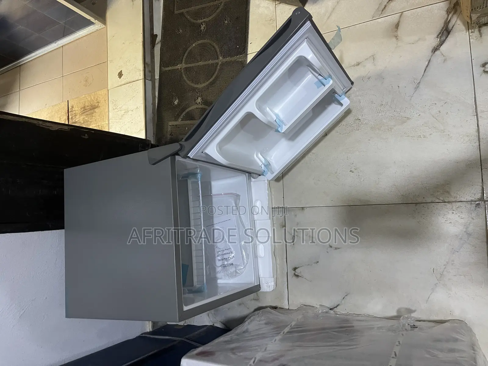 Skyrun 48L Compact Single Door Fridge