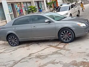 Toyota Avalon 2008