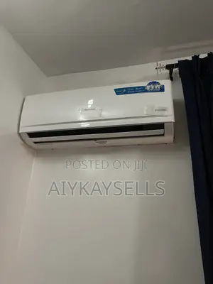 Few Months Used 1.5 HP Hisense AC