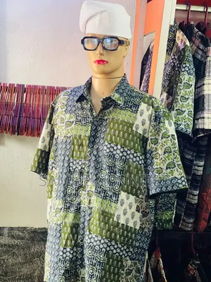 Unique Vintage Shirts Up for Grab Very Cheap and Affordable