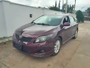 Toyota Corolla 2010 Brown