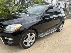 Mercedes-Benz M Class ML350 4MATIC 4dr SUV AWD (3.5L 6cyl 7A) 2015