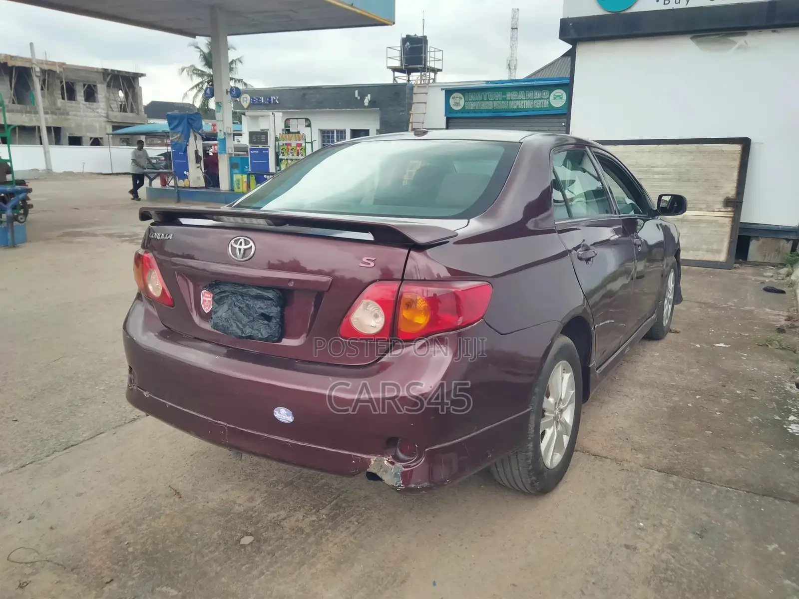 Toyota Corolla 2010 Brown