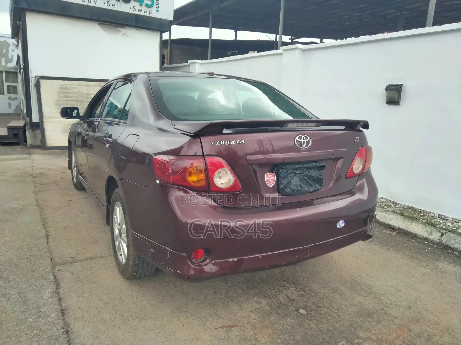 Toyota Corolla 2010 Brown