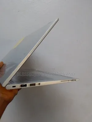 Laptop HP EliteBook 830 G8 8GB Intel Core i5 SSD 256GB