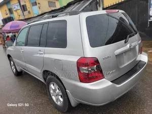 Toyota Highlander 2005 Silver