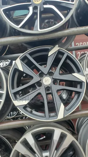 18 INCH RIM FOR TOYOTA and LEXUS Original Tokunbo Wheels #