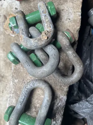 5/8” K.F Dee Shackles 3-1/4ton C/W Bolt and Nut