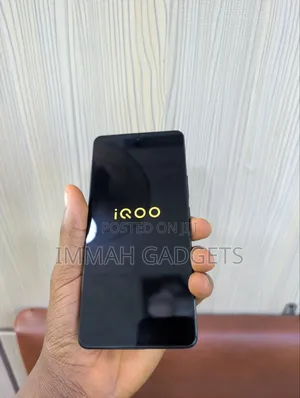 iQOO Neo11 256 GB