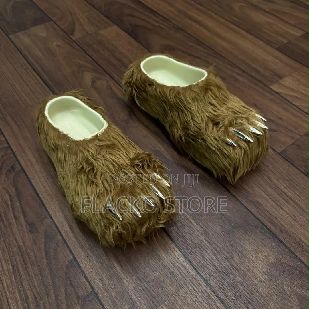 Premium Hardest Studio Bear Claws Mules